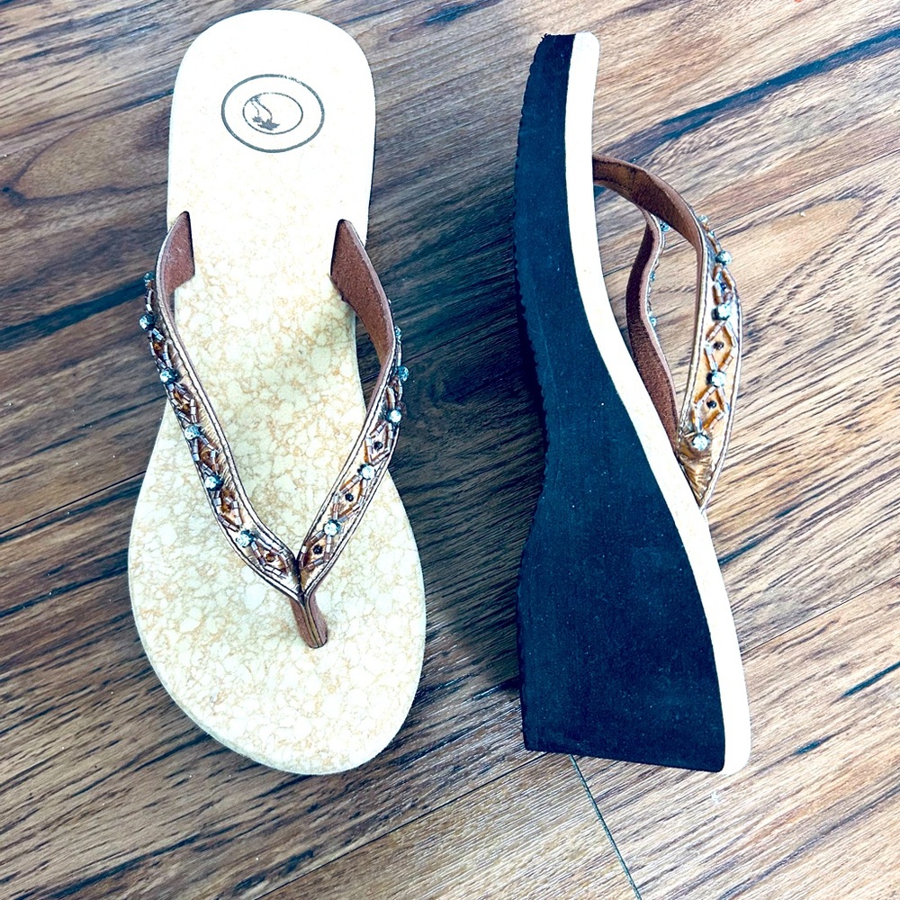 Women’s Beaded Brown Sandals